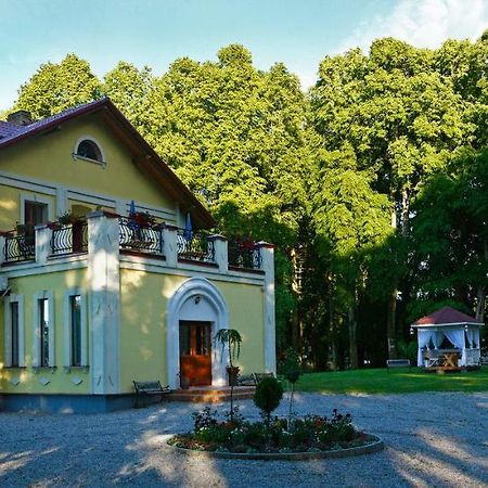 Lecu Muiza Hotell Leci Exteriör bild