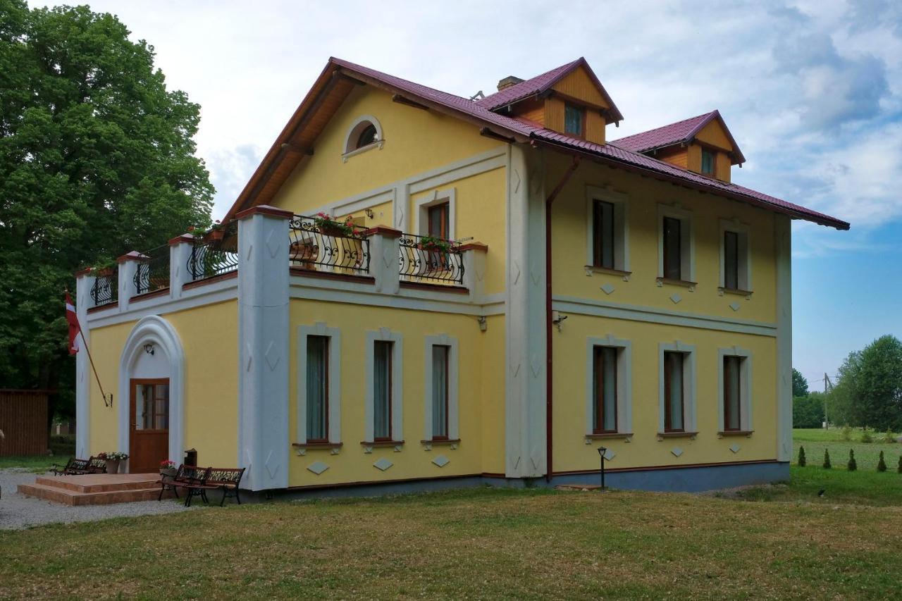 Lecu Muiza Hotell Leci Exteriör bild
